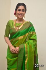 Regina Cassandra At Sankarabharanam Movie Awards 2017
